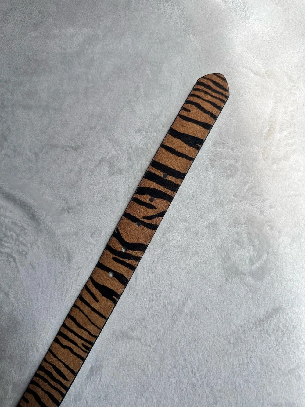 Tiger-Print Women’s Belt with Antique Gold Oval Buckle